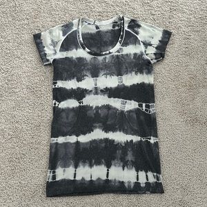 Lululemon swiftly tech short sleeved tee